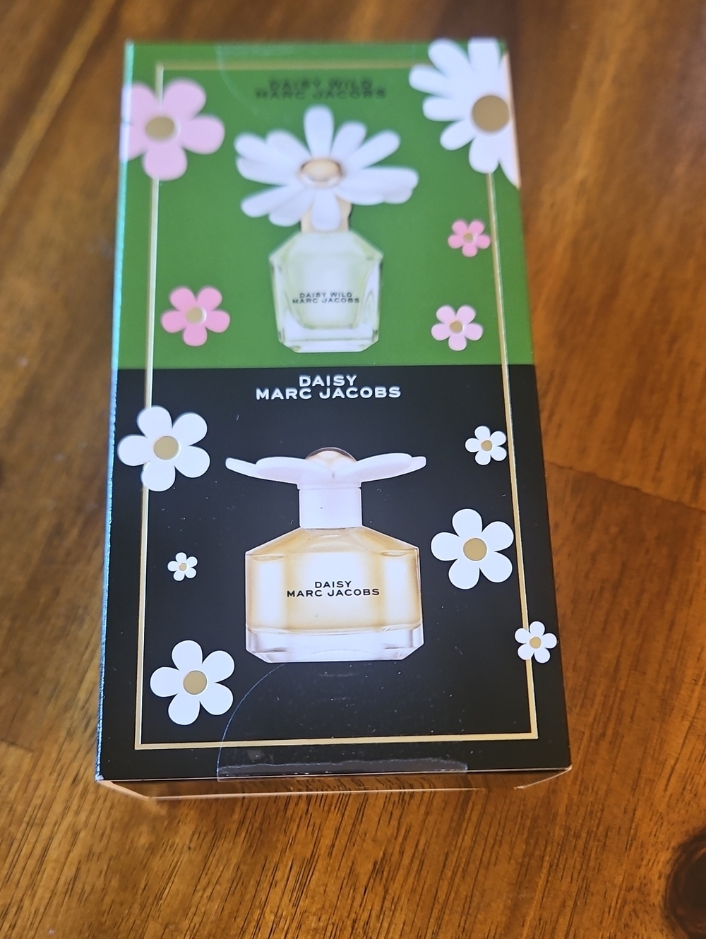 Marc Jacobs Daisy Duo Mini Set Of 2. PLUS 8 Fragrance SAMPLE BUNDLE - Picture 3 of 7